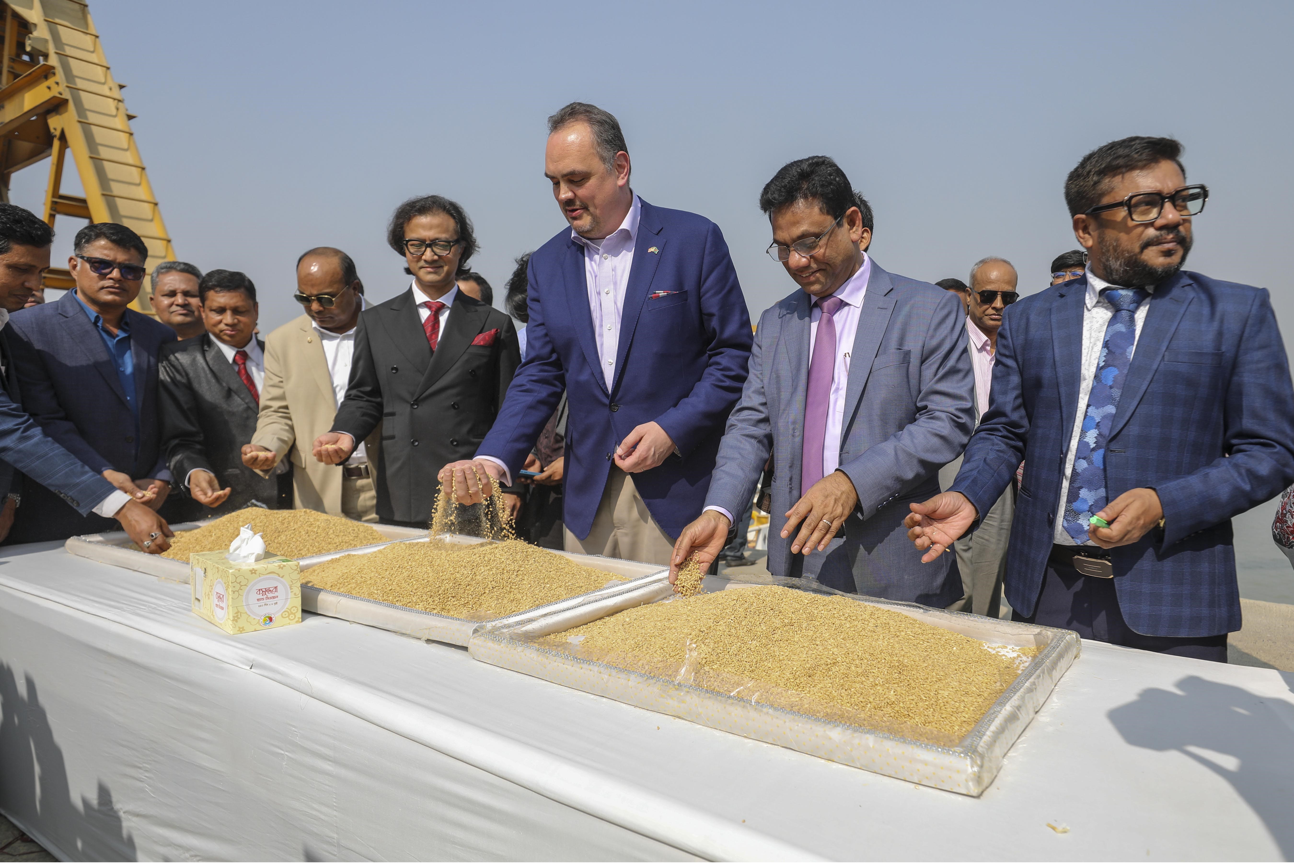 Bangladesh eighth-largest market for US wheat in 2025: US envoy