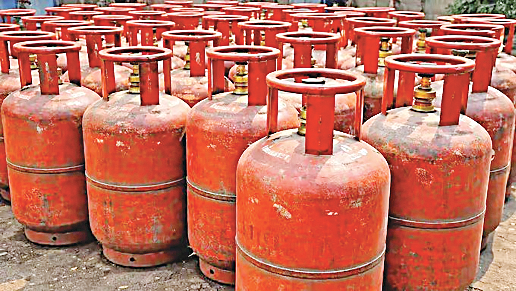 12kg LPG bottle now Tk 1,940