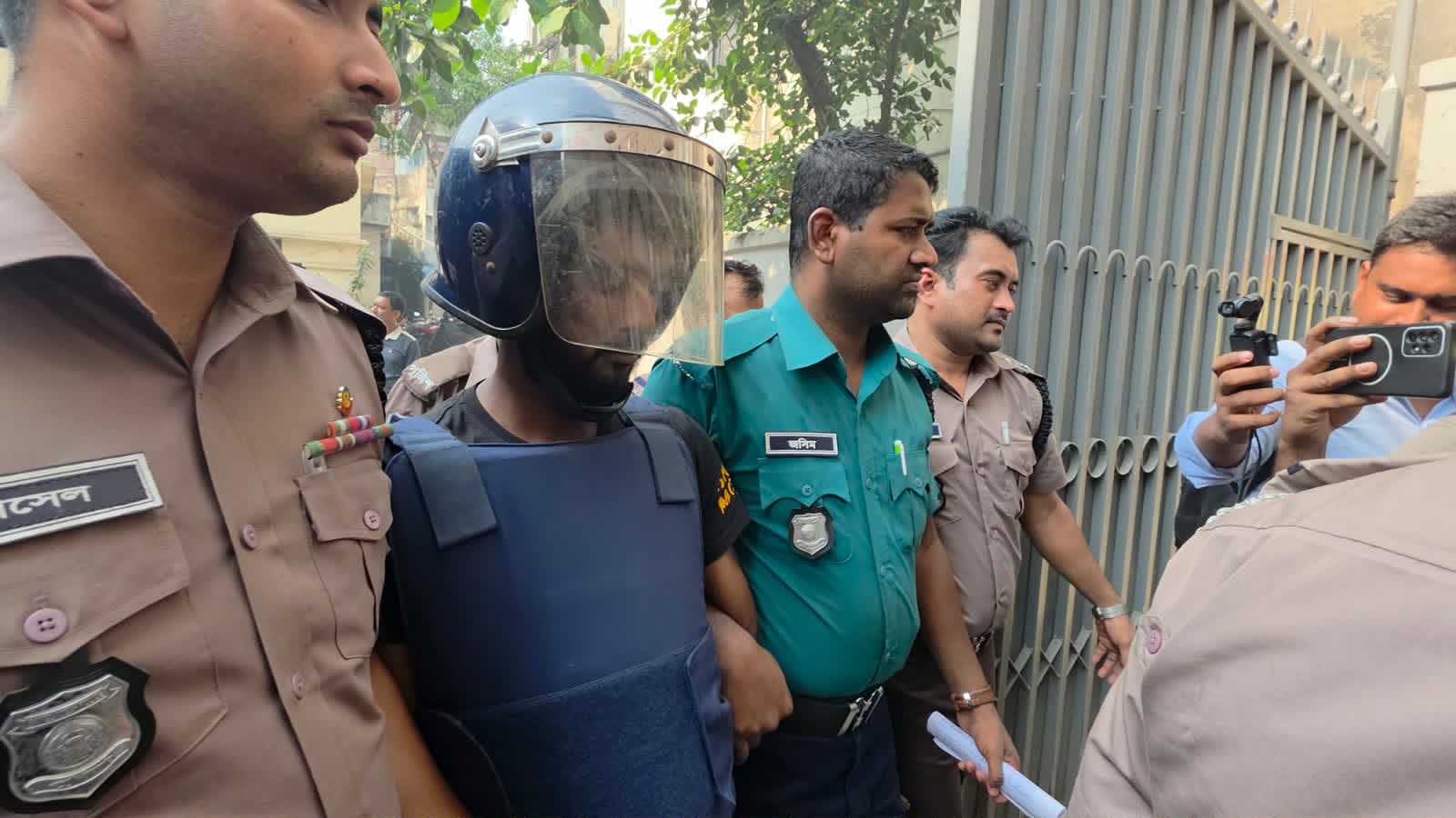 Neighbour confesses to rape, murder of 8-year-old in Pallabi: Police