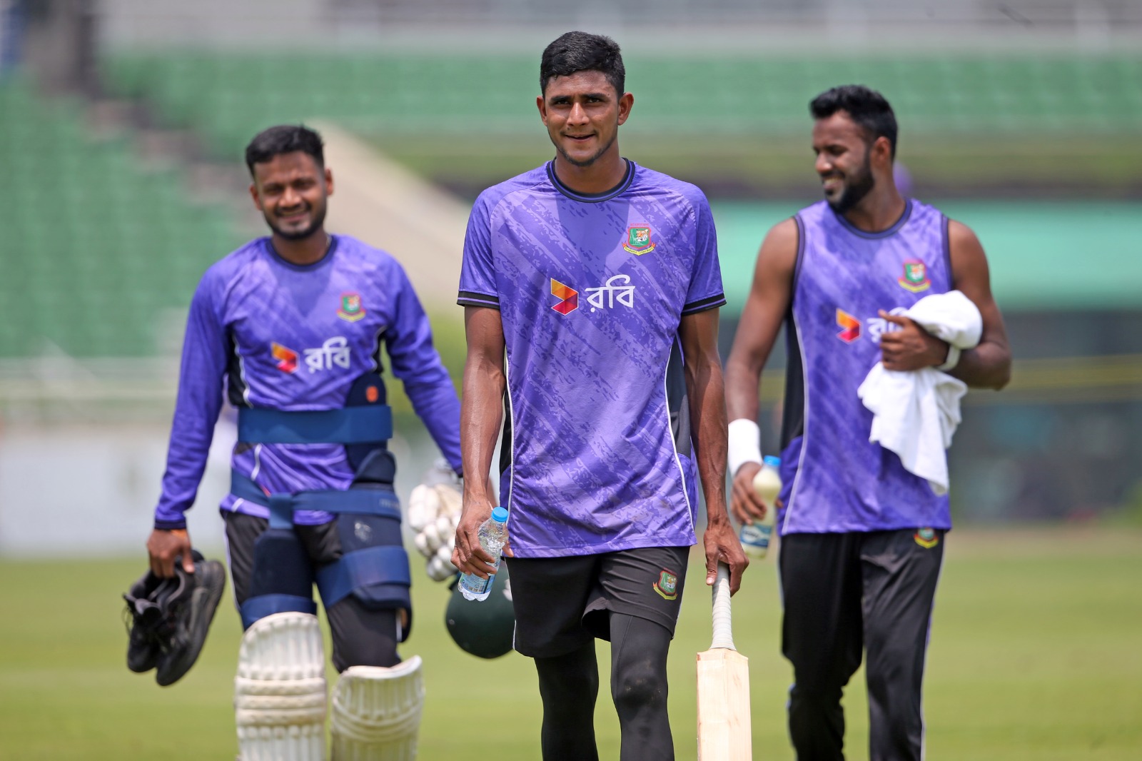 Speedster emerges from tailender’s shell, Rana an ensemble of one
