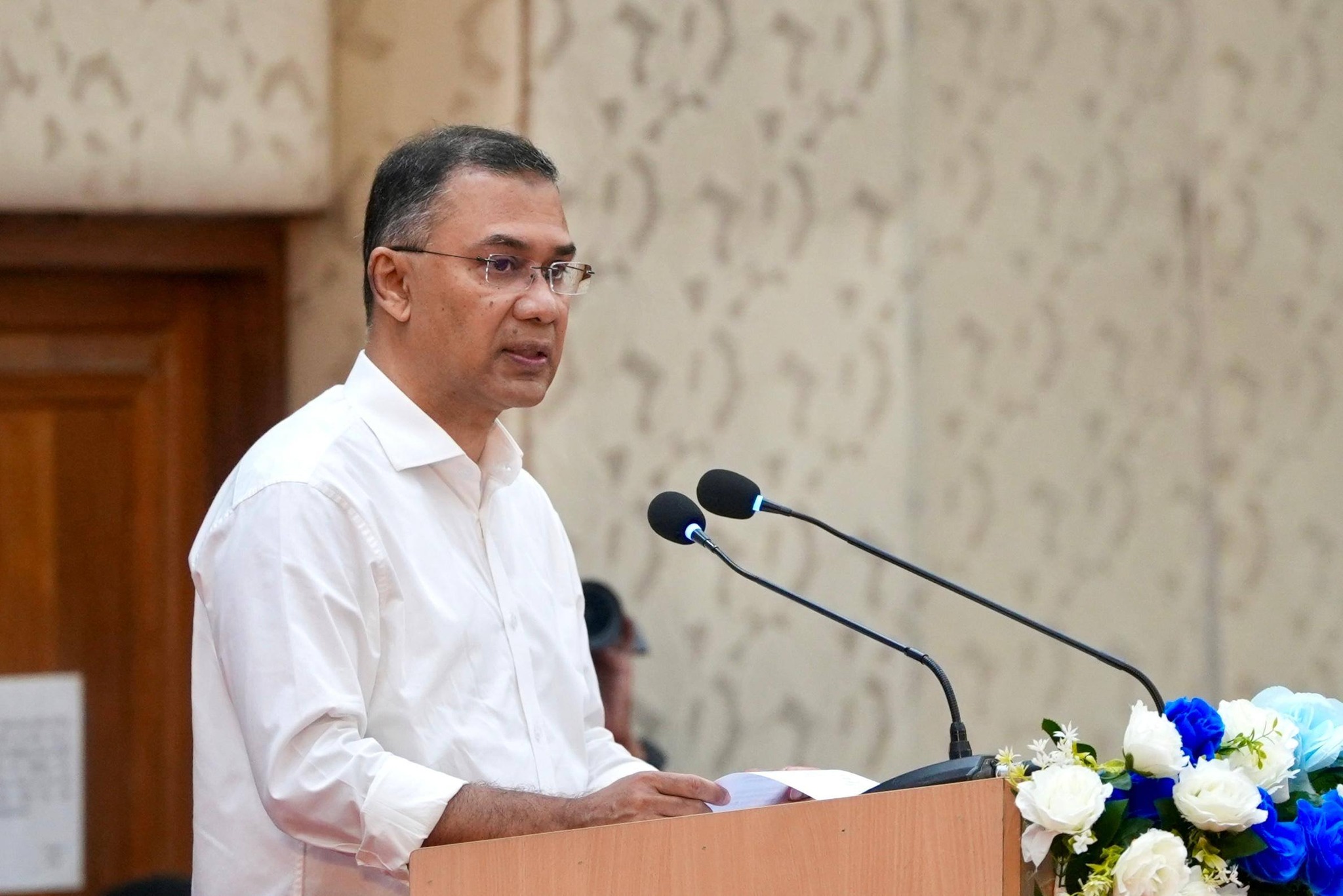 PM urges universities to prioritise research, innovation