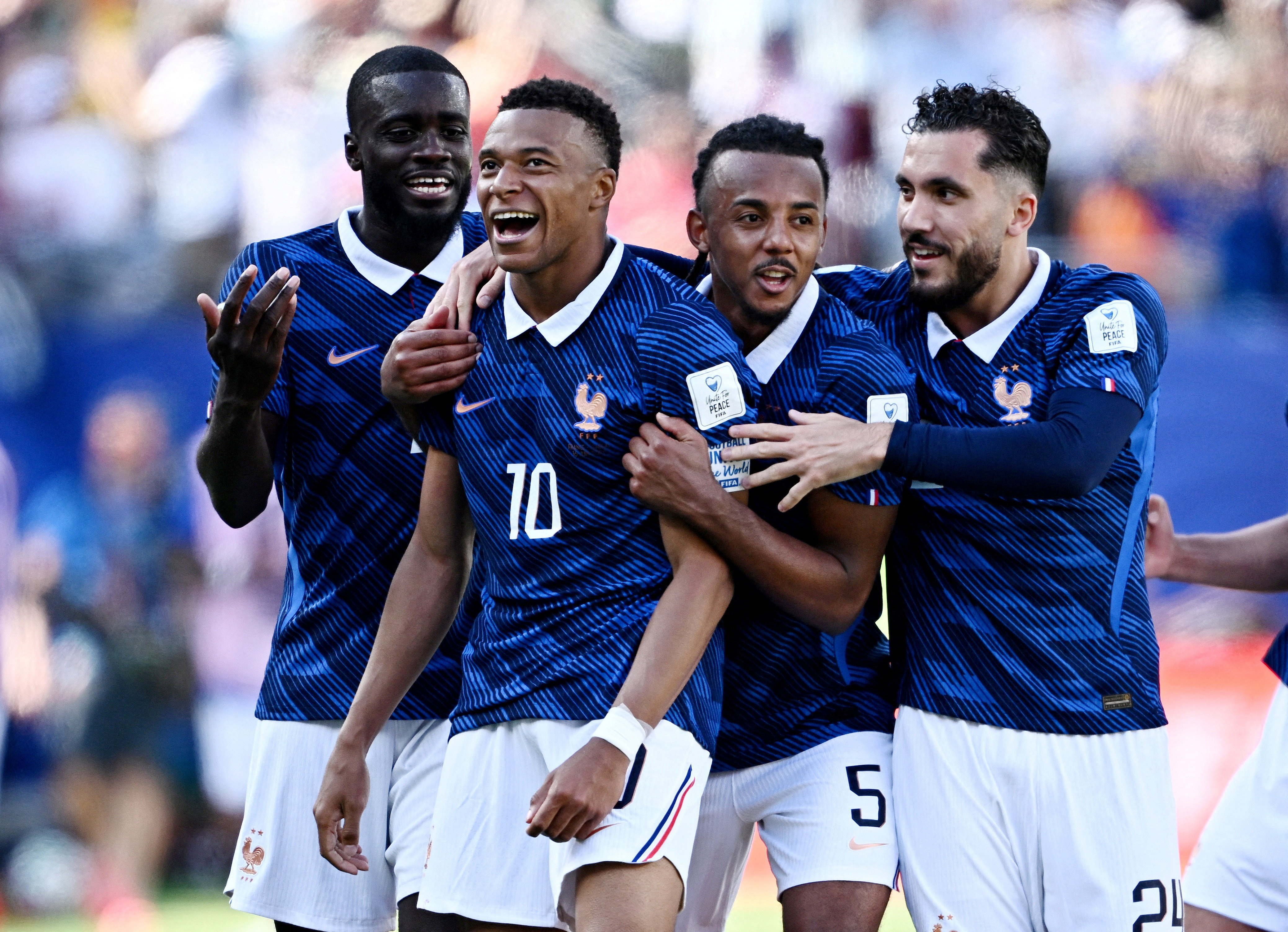 France beat Senegal as Mbappe ignites World Cup opener