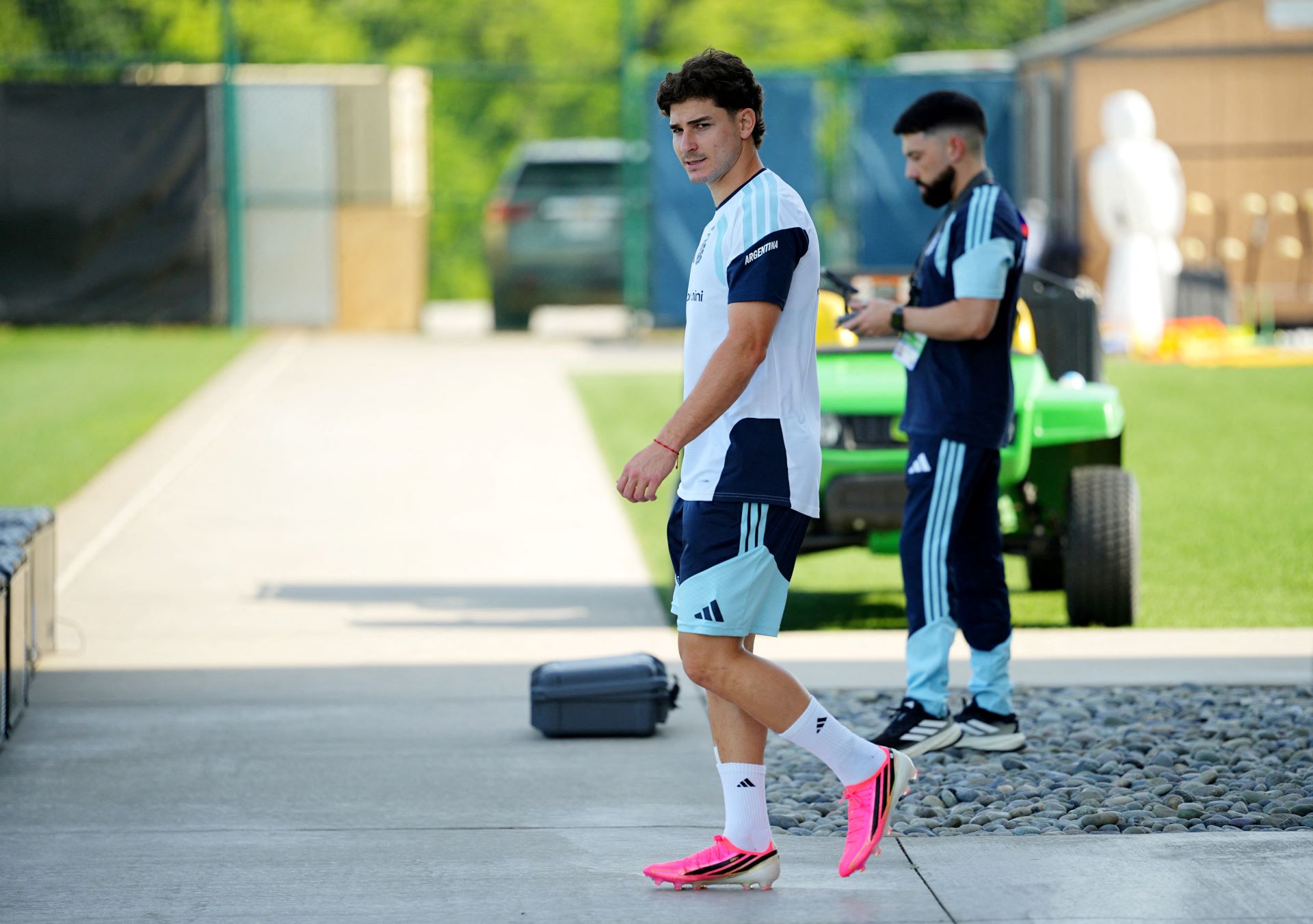 Alvarez starts as Argentina make three changes for Egypt clash