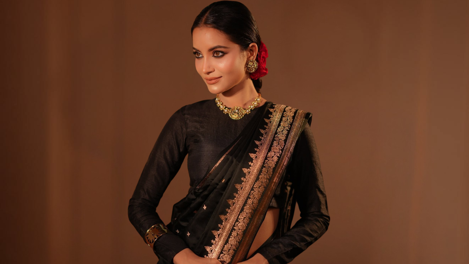 Raihan Rafi ‘leaks’ Nazifa Tushi’s look from ‘Andhar’