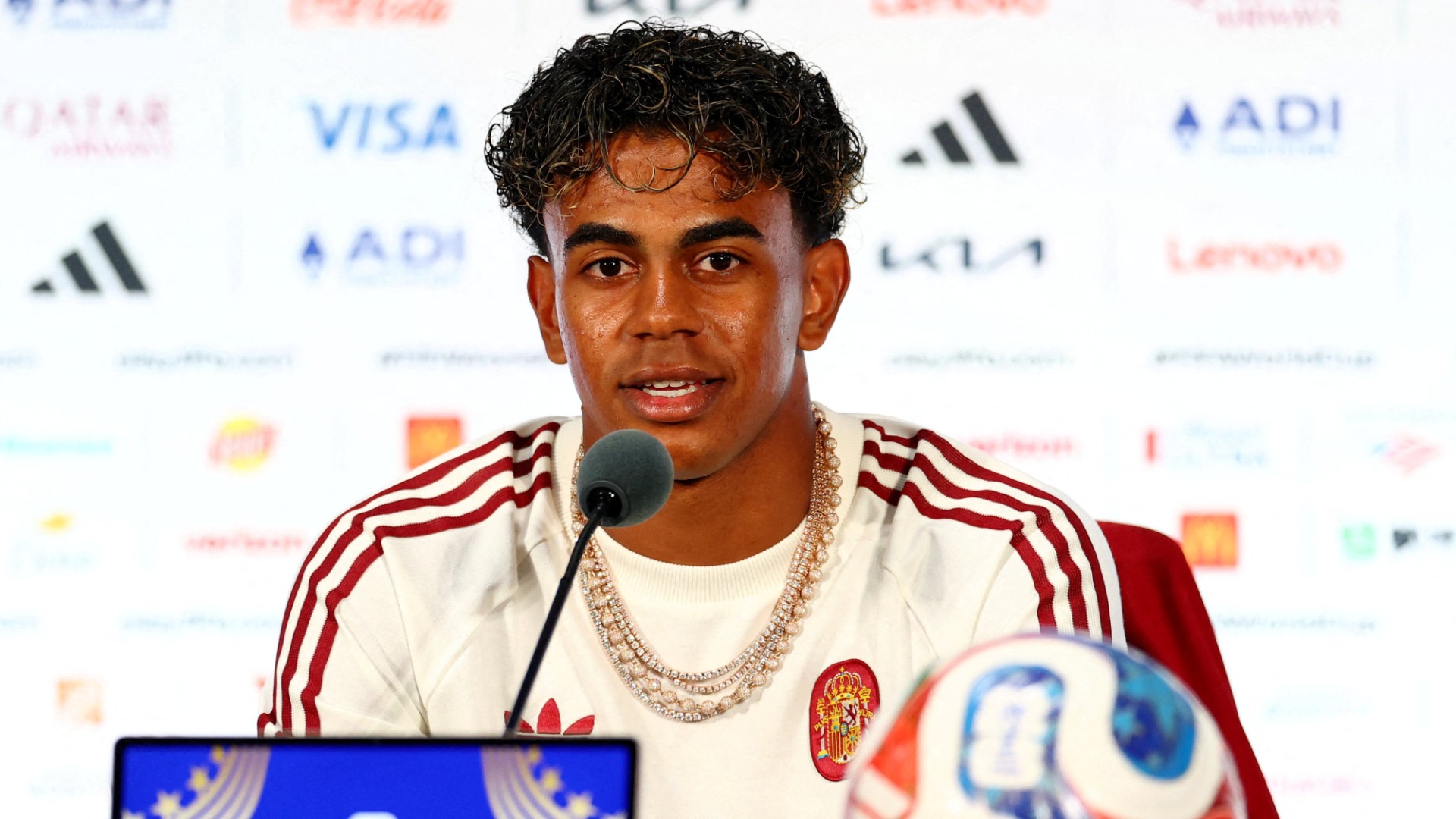 Birthday boy Yamal says football must unite