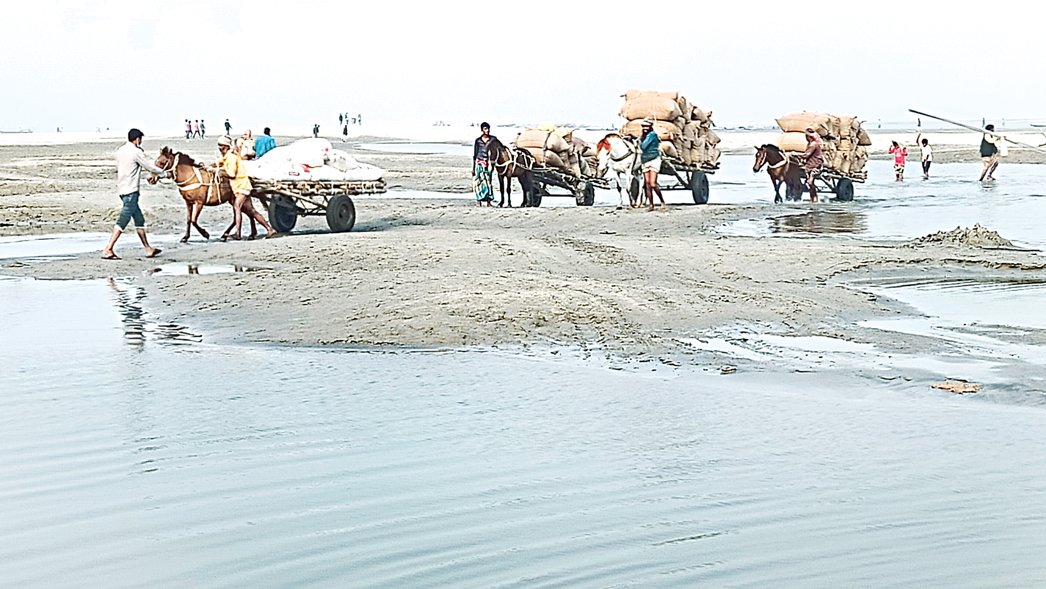 Char contracts: Surviving river erosion without the state