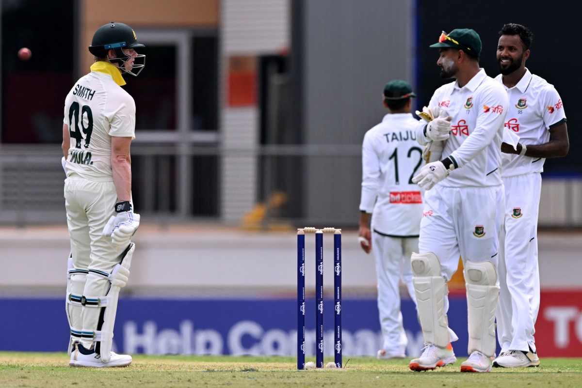 ‘Technology saved me today’: Smith admits nicking Ebadot delivery