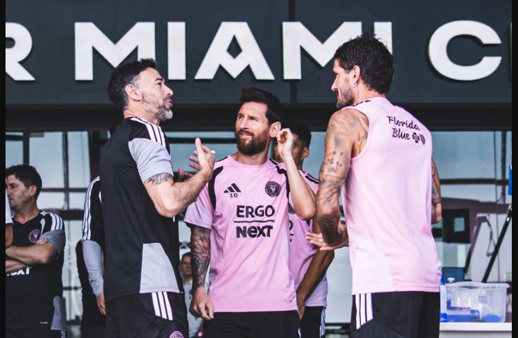 What is Campeones Cup that offers Messi another shot at silverware?