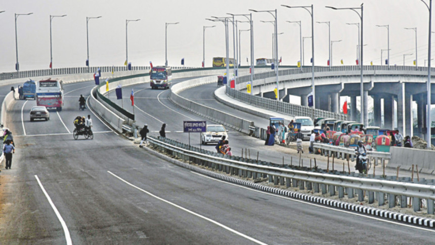 Dhaka-Mawa-Bhanga tollway: Modern road, manual operation