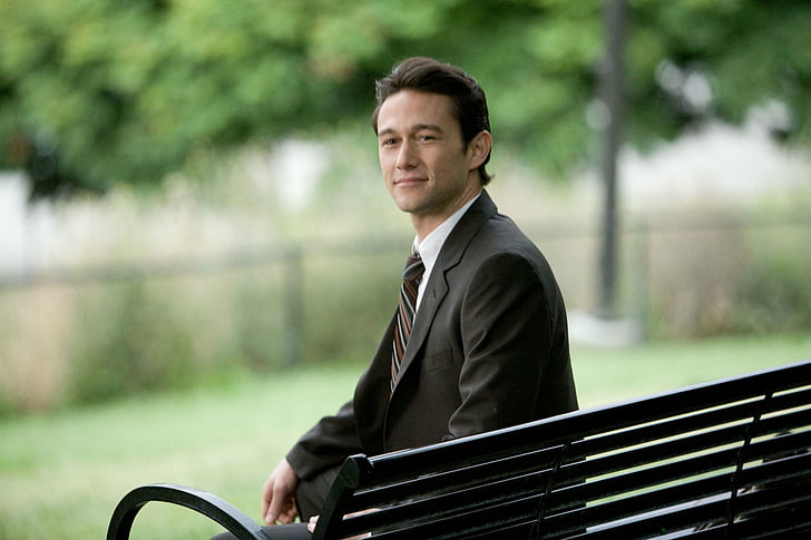 Red flags we need to stop romanticising in rom-coms