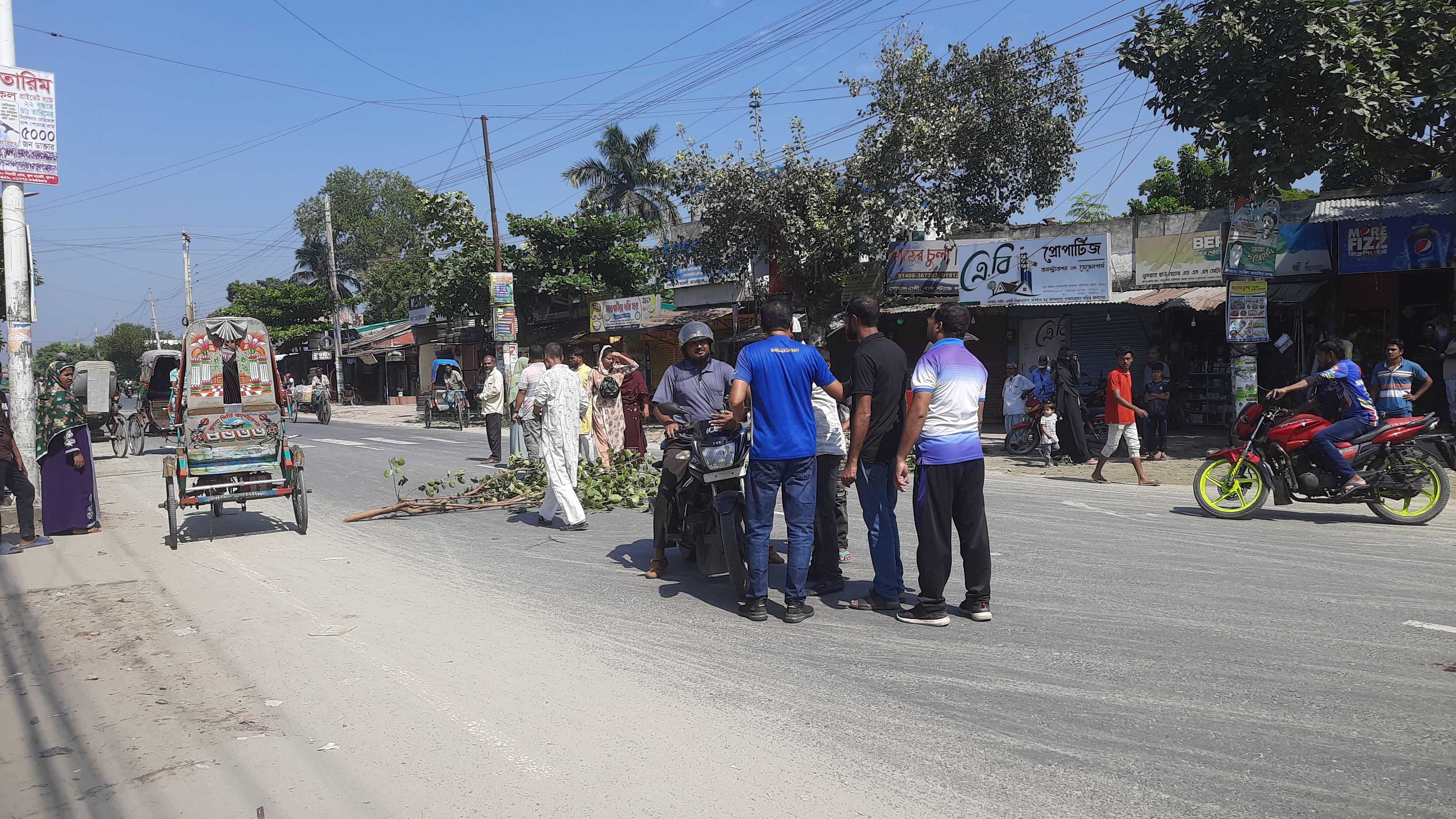 BNP leaders, activists facing obstacle on roads