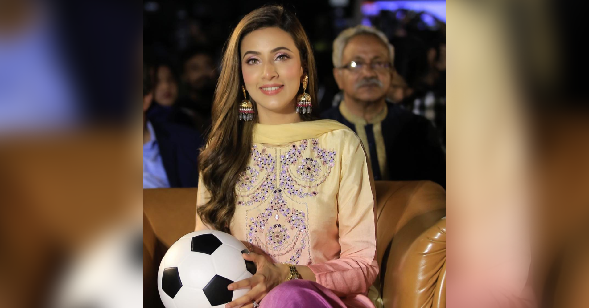 My mother and I support Brazil: Mim&nbsp;