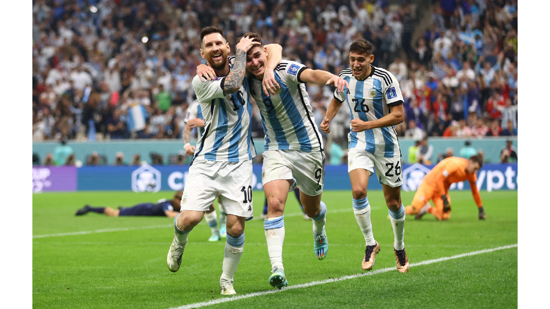 Argentina's 'spider' man Alvarez, the pride of his village