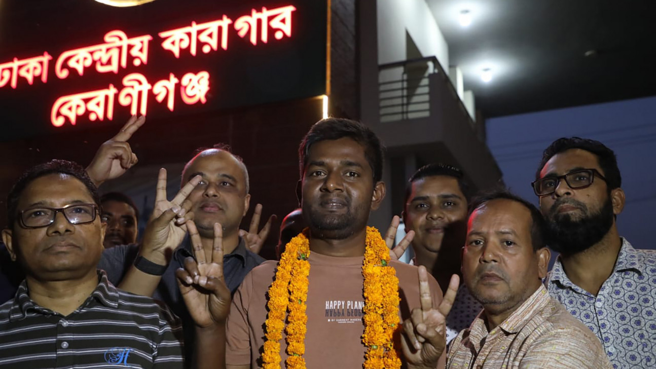 In times of crisis, journalists must double down on facts