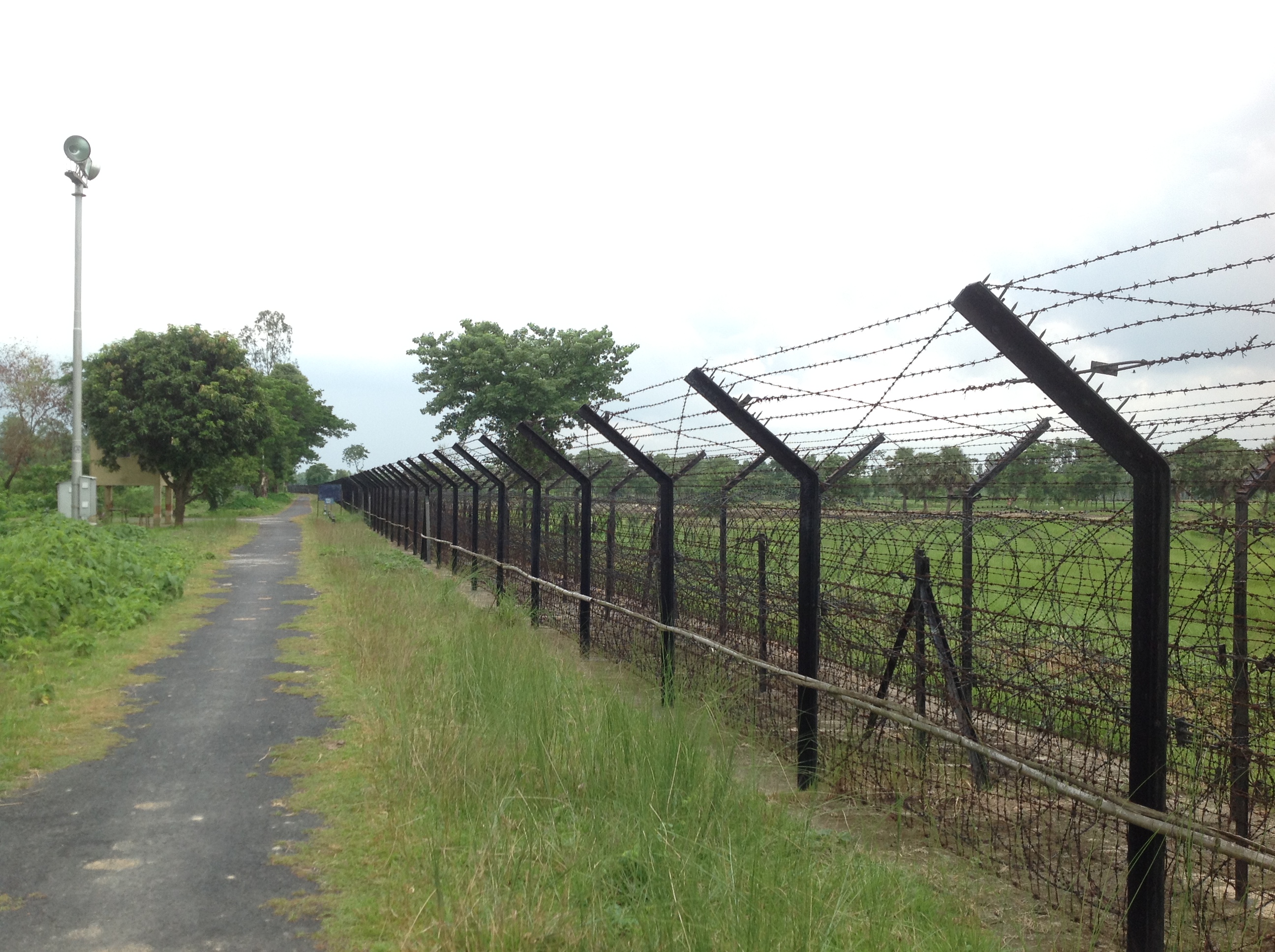 Attaining zero target on border killing
