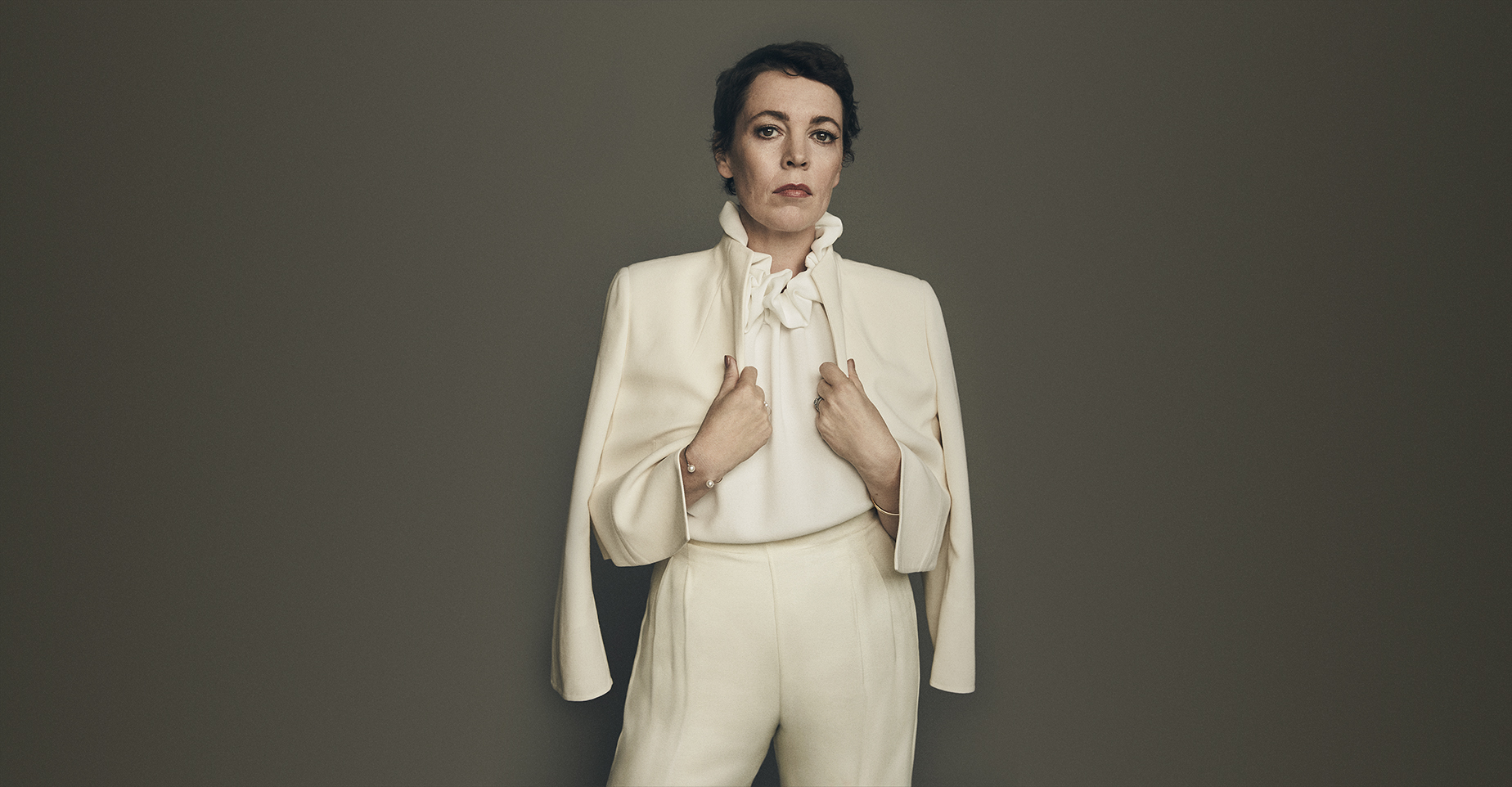 Olivia Colman criticises gender pay disparity in Hollywood