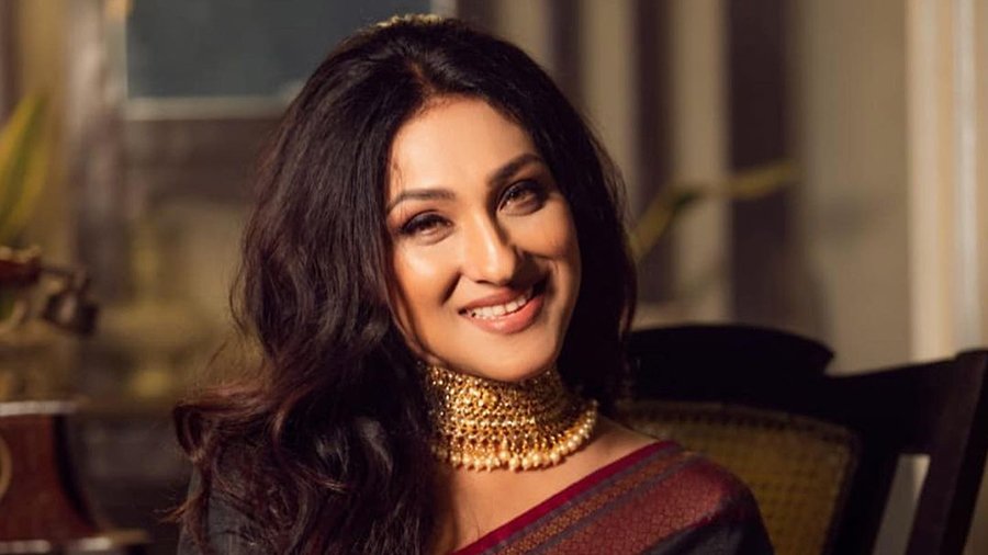 The ED summons Rituparna in a ration corruption case
