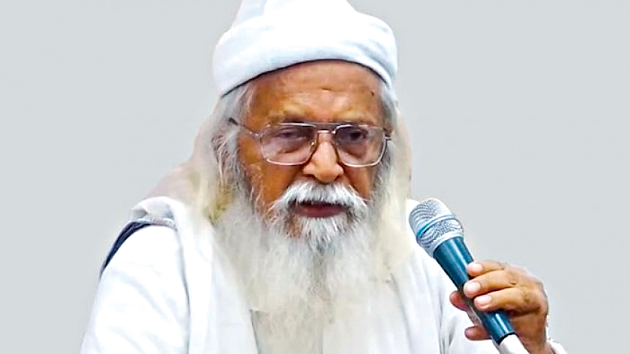 Leasing port terminal without disclosure goes against public interest: Farhad Mazhar