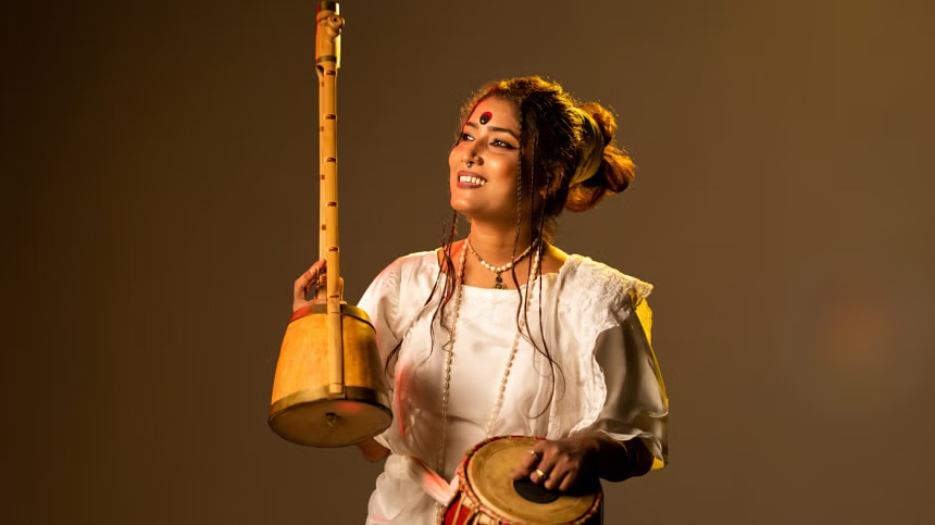 Suchona Shely shines at Kyrgyzstan folk music festival