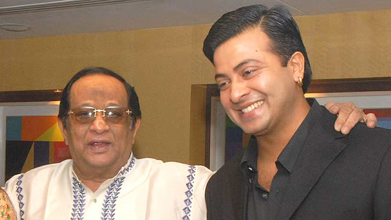 ‘You are deeply felt throughout the journey’: Shakib Khan pays tribute to Nayak Raj Razzak