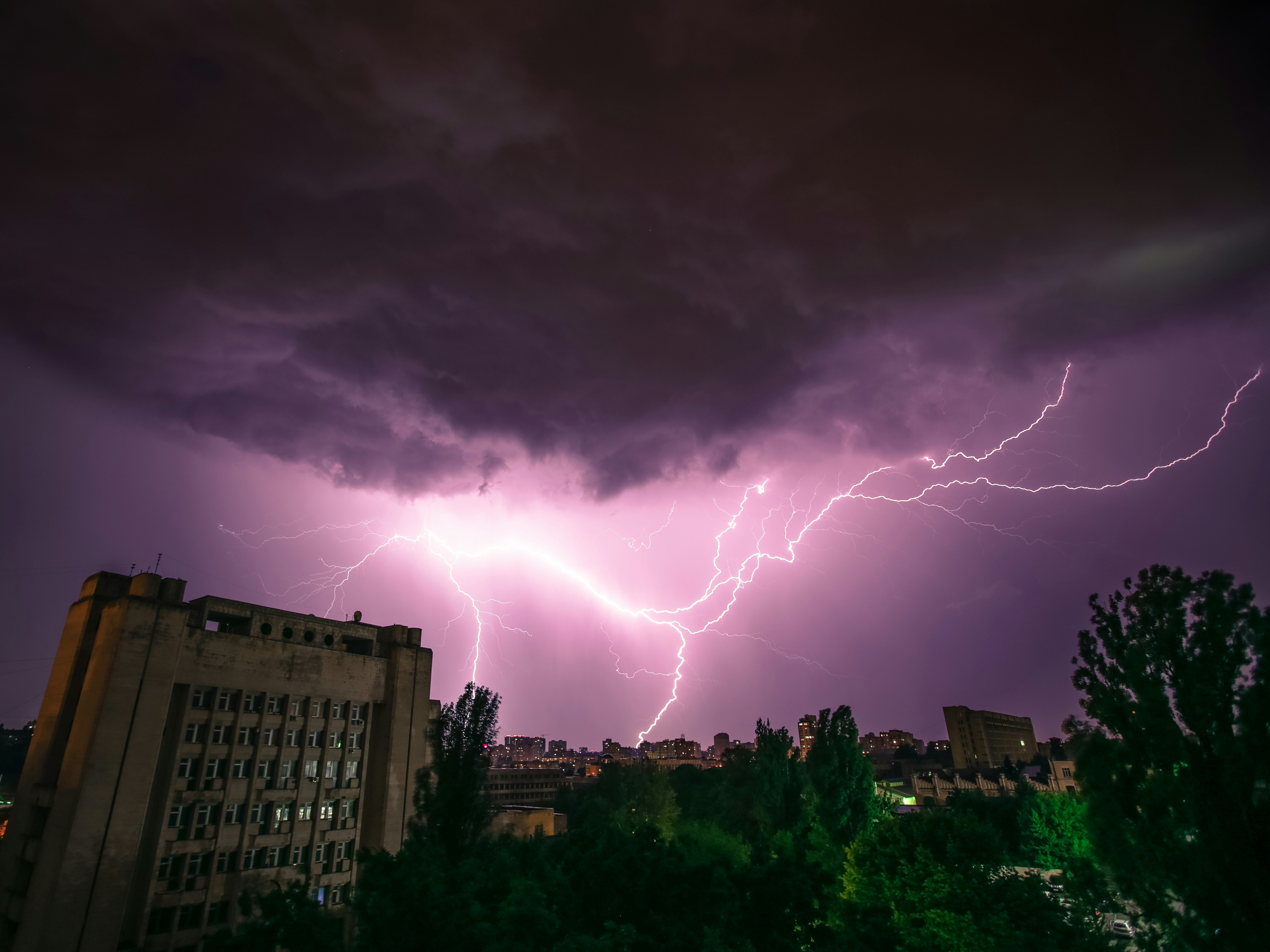 Lightning strikes kill five farmers in three districts