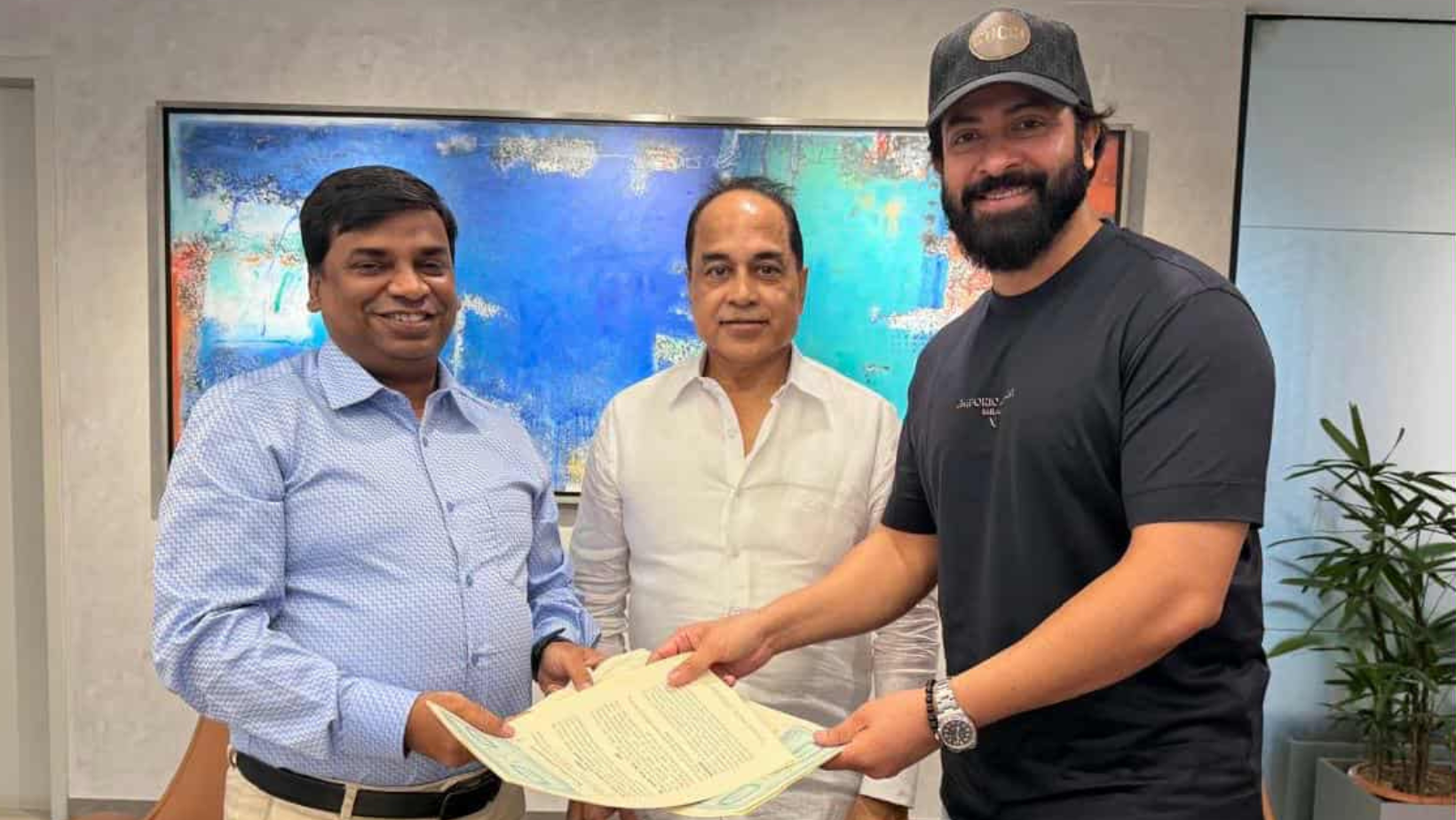 Shakib Khan signs film with Sun music and Motion Pictures 