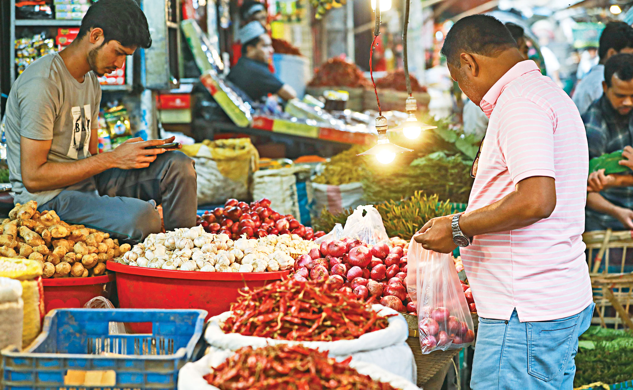 Economy under strain amid high inflation, weak investment