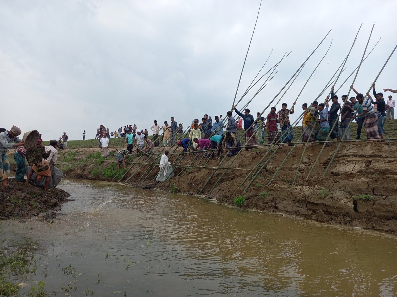 People protecting badh