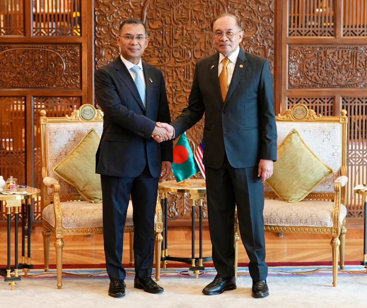 Tareq Rahman meets Malaysian premier