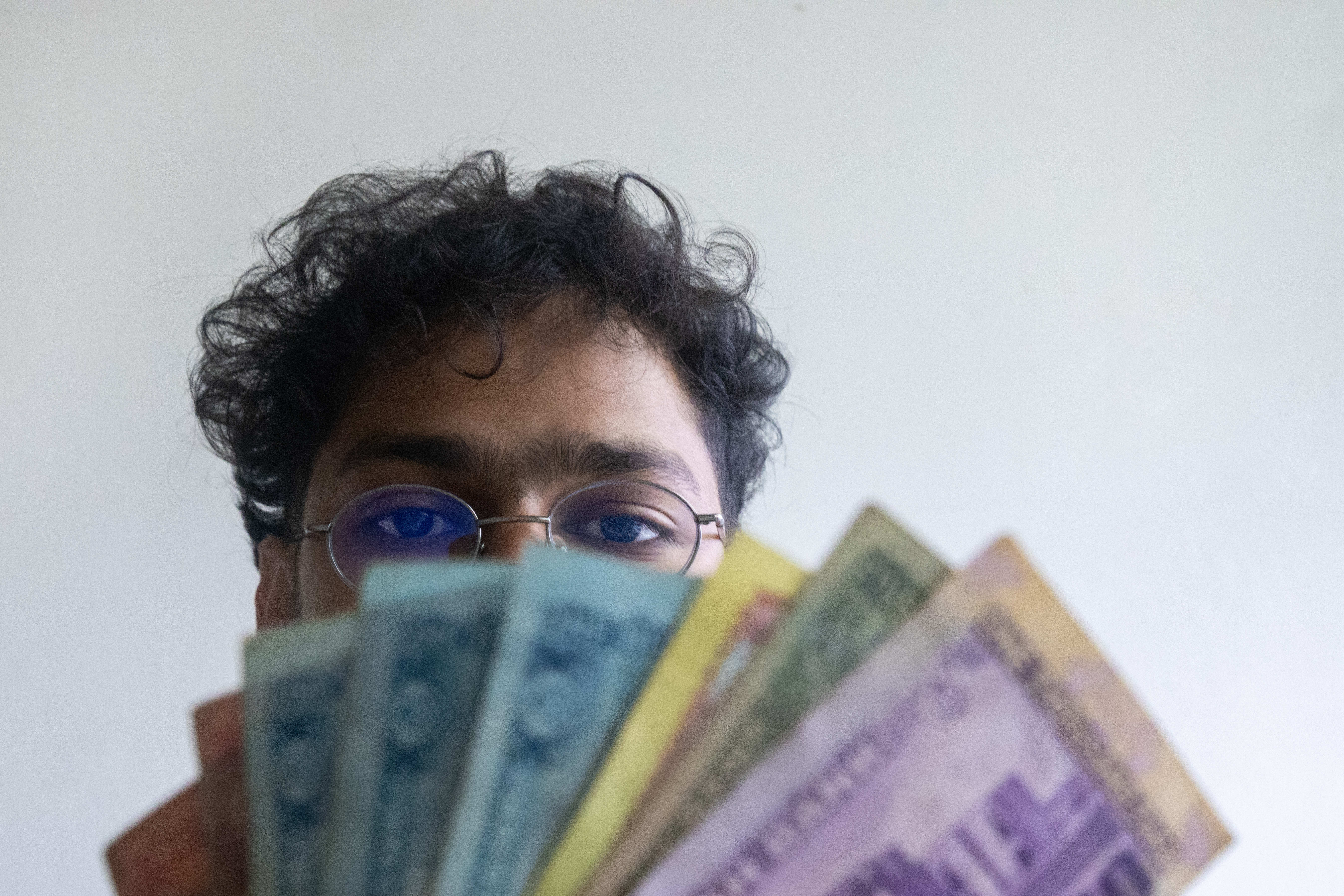 Learning to navigate personal finances early in life