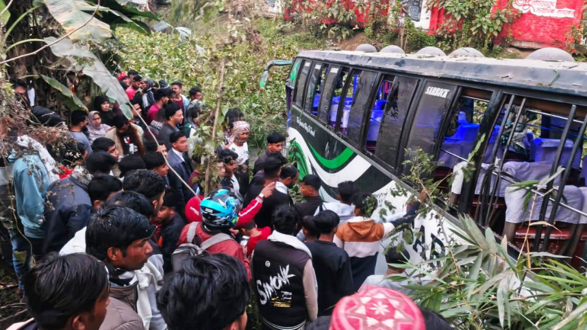 Madaripur bus auto rickshaw accident