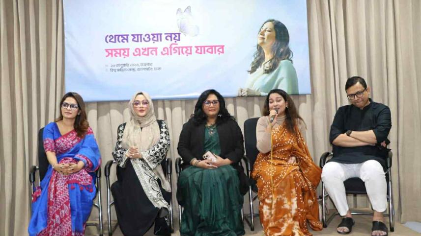 Mon Janala by Mousumi Mou opens space for women to rethink life after 40