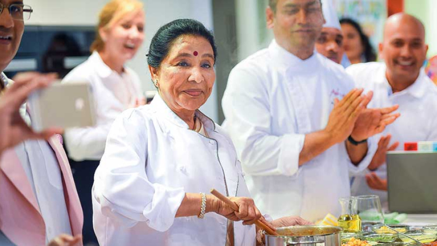 asha bhosle news