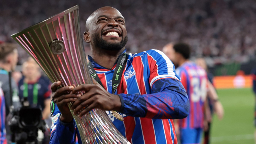 AFP__20260527__B48V42B__v1__MidRes__FblEurC4CrystalPalaceRayoVallecanoPodium.jpg
