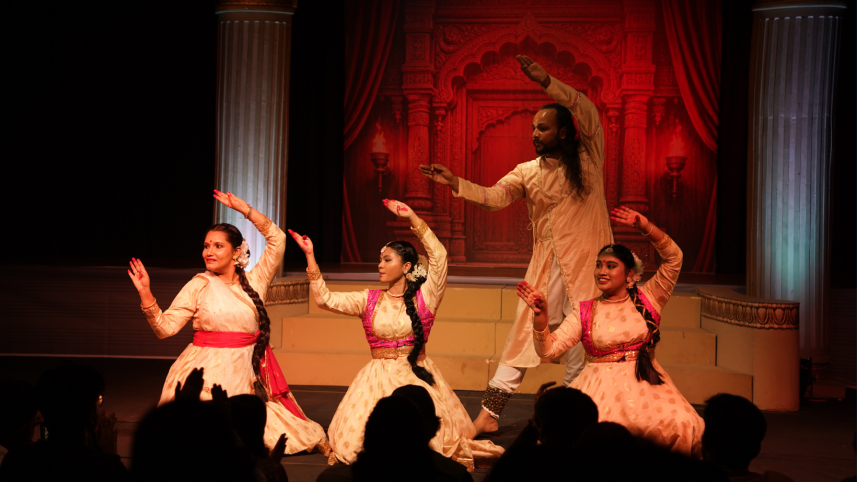 ‘Dhrupad’ brings an evening of classical dance to Dhaka