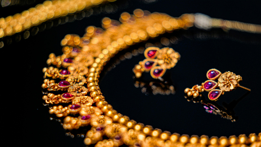 How much gold is enough to survive your family’s judgment