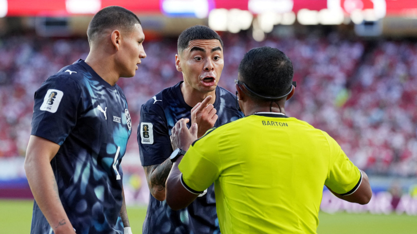 2026-06-20T042030Z_2118377566_UP1EM6K099ES9_RTRMADP_3_SOCCER-WORLDCUP-TUR-PRY.JPG