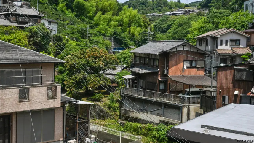 JAPAN HOME.jpg