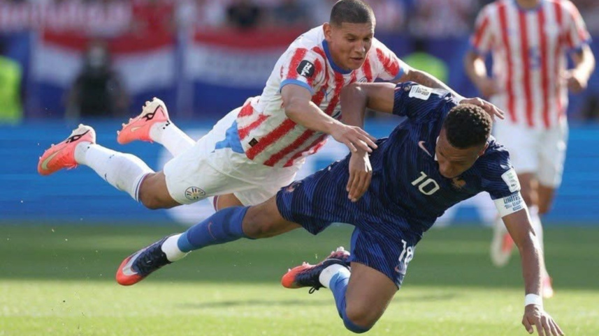 Paraguay-Mbappe.jpg