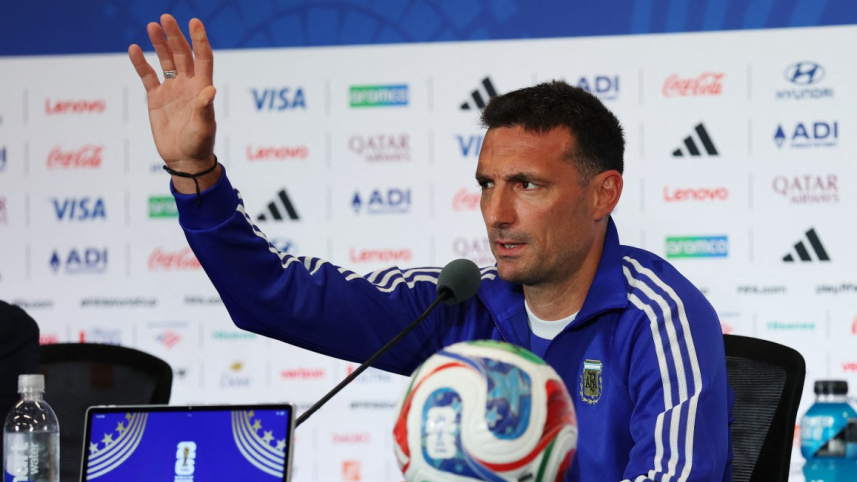 Scaloni Responds To FIFA favouritism Claims