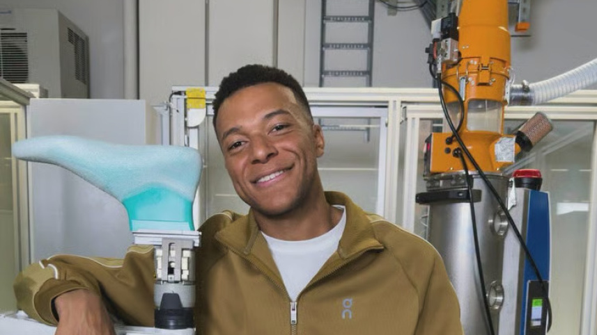 Mbappe On.jpg
