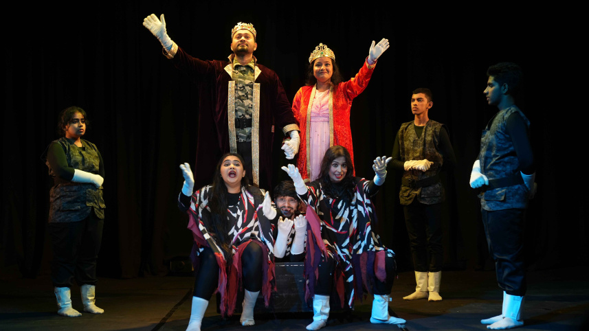 Picture from Swapnadal (Bangladesh) Production mimidrama 'Macbeth'-.jpg
