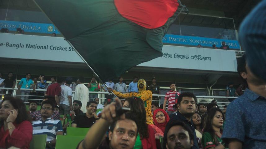 Bangladesh fans
