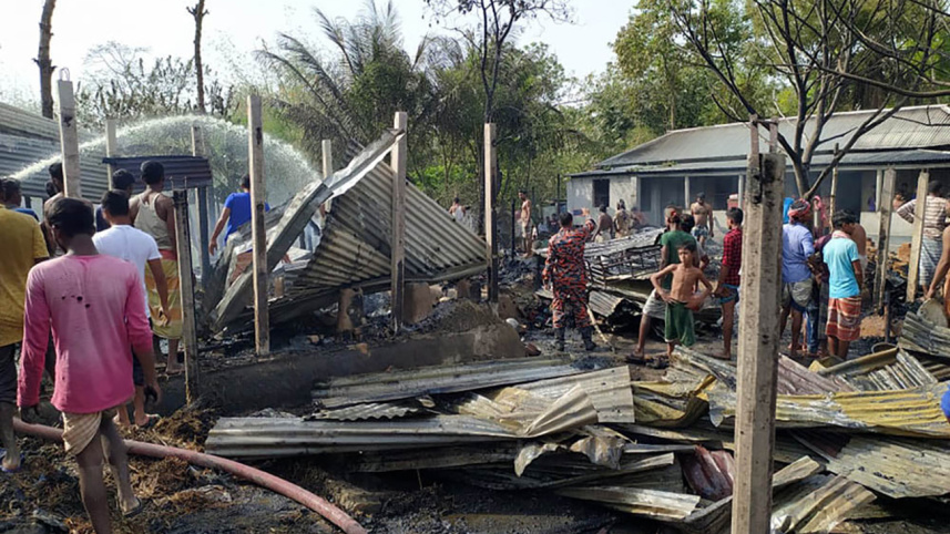 Pabna-fire.jpg