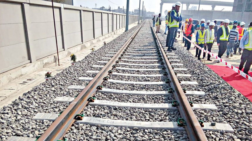 Metro rail.jpg