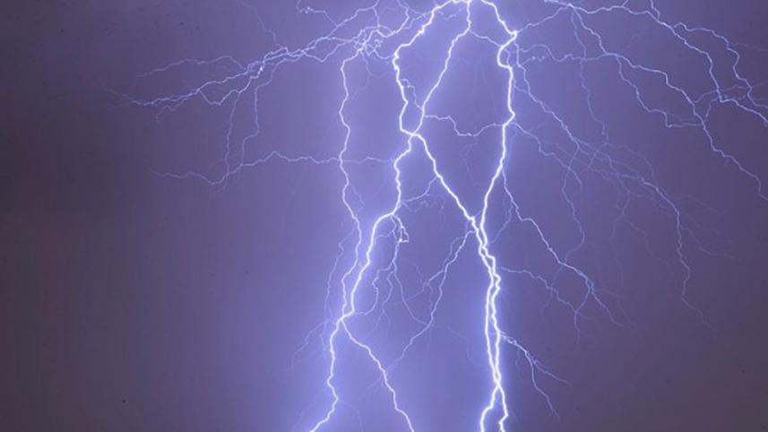 Lightning-web.jpg