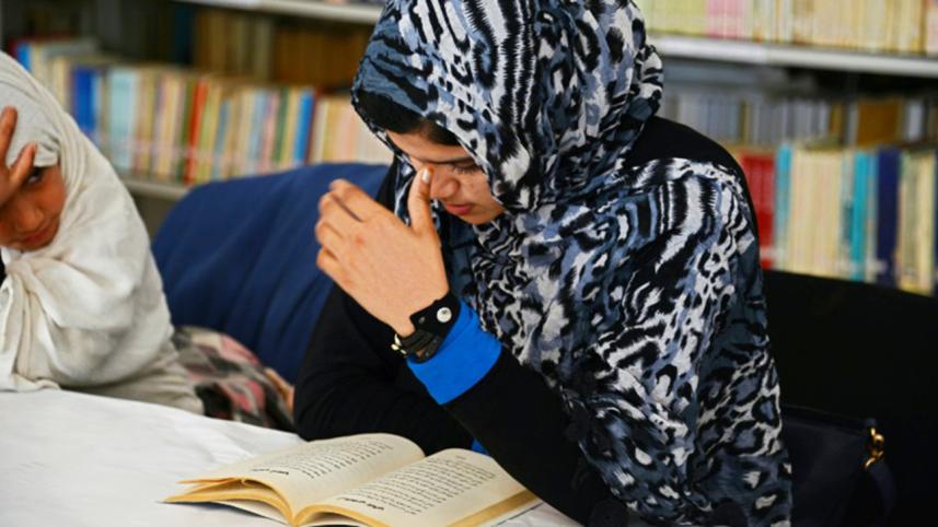 women, Afghan, housewives