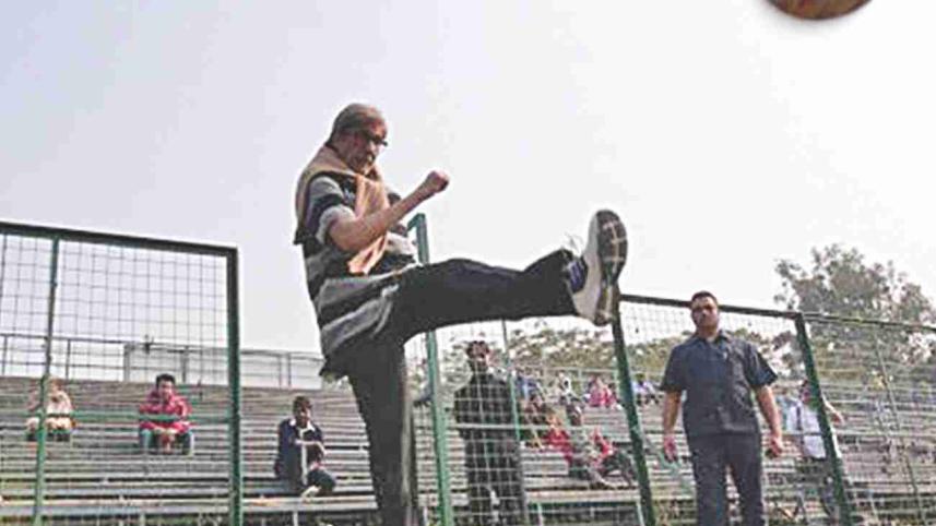 amitav.jpg