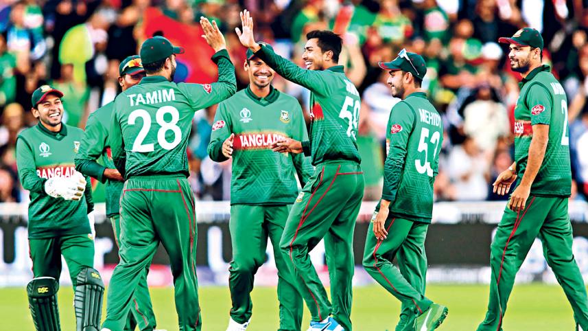 Bangladesh Cricketers Celebrate after a wicket  in ICC Cricket World Cup 2019