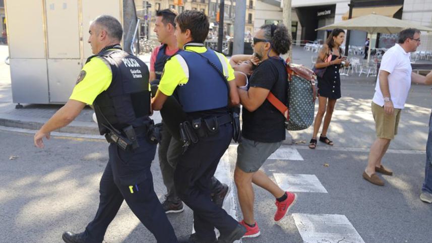 Barcelona-van-crash